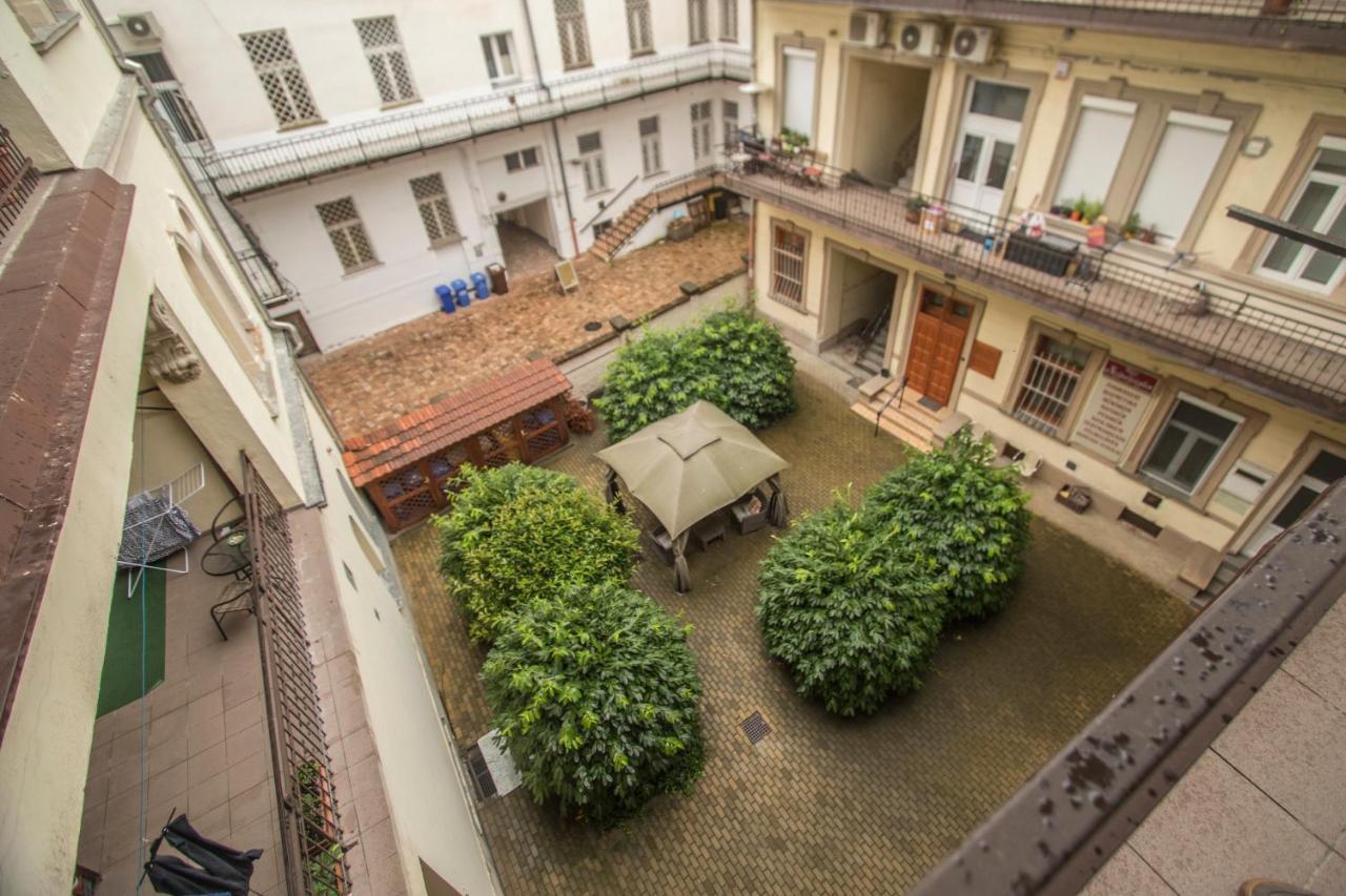 Belvarosi Vintage Apartman A Setaloutcan Miskolc Dış mekan fotoğraf